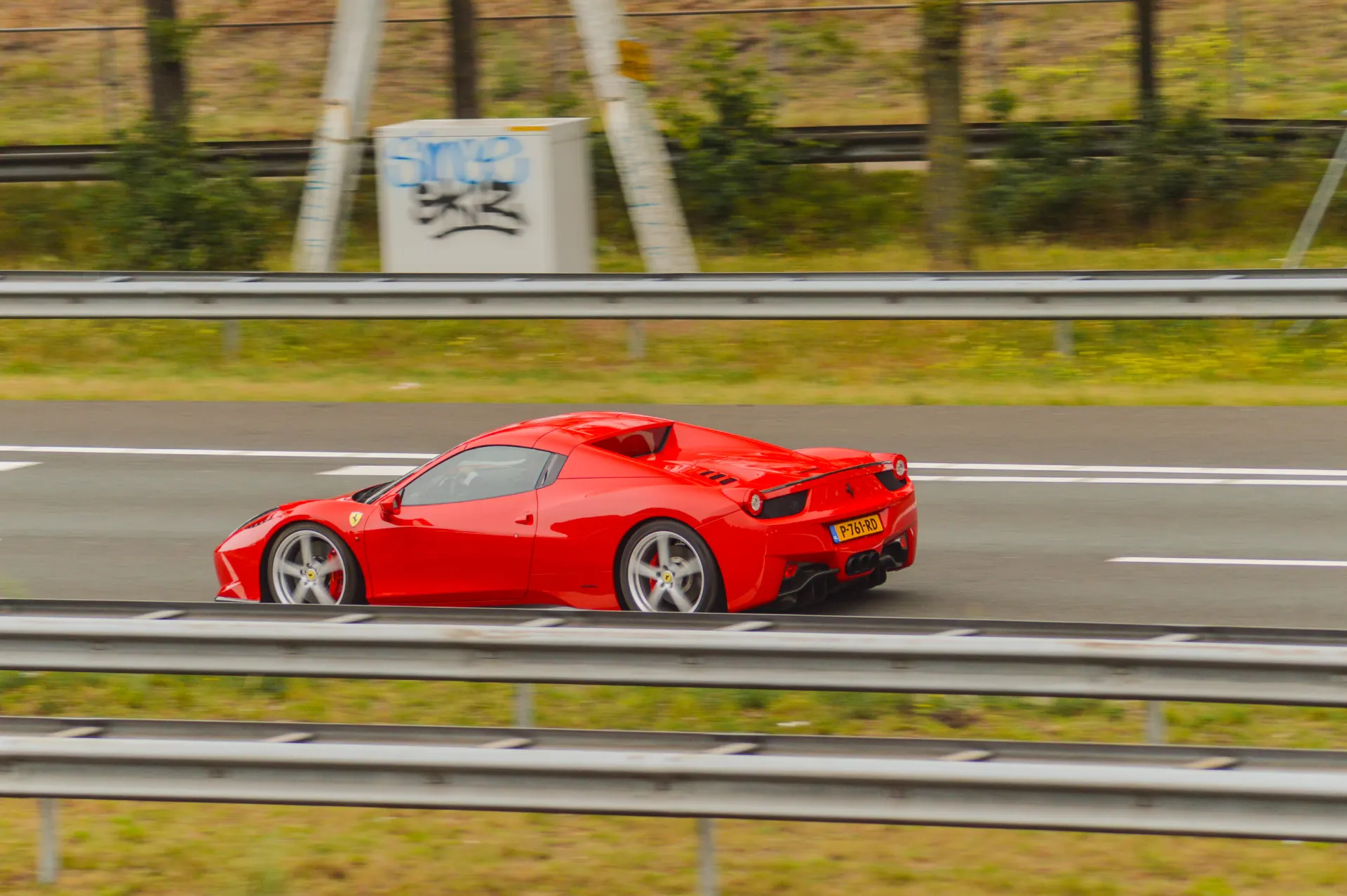Ferrari 458 Spider Novitec Rosso in Amersfoort
