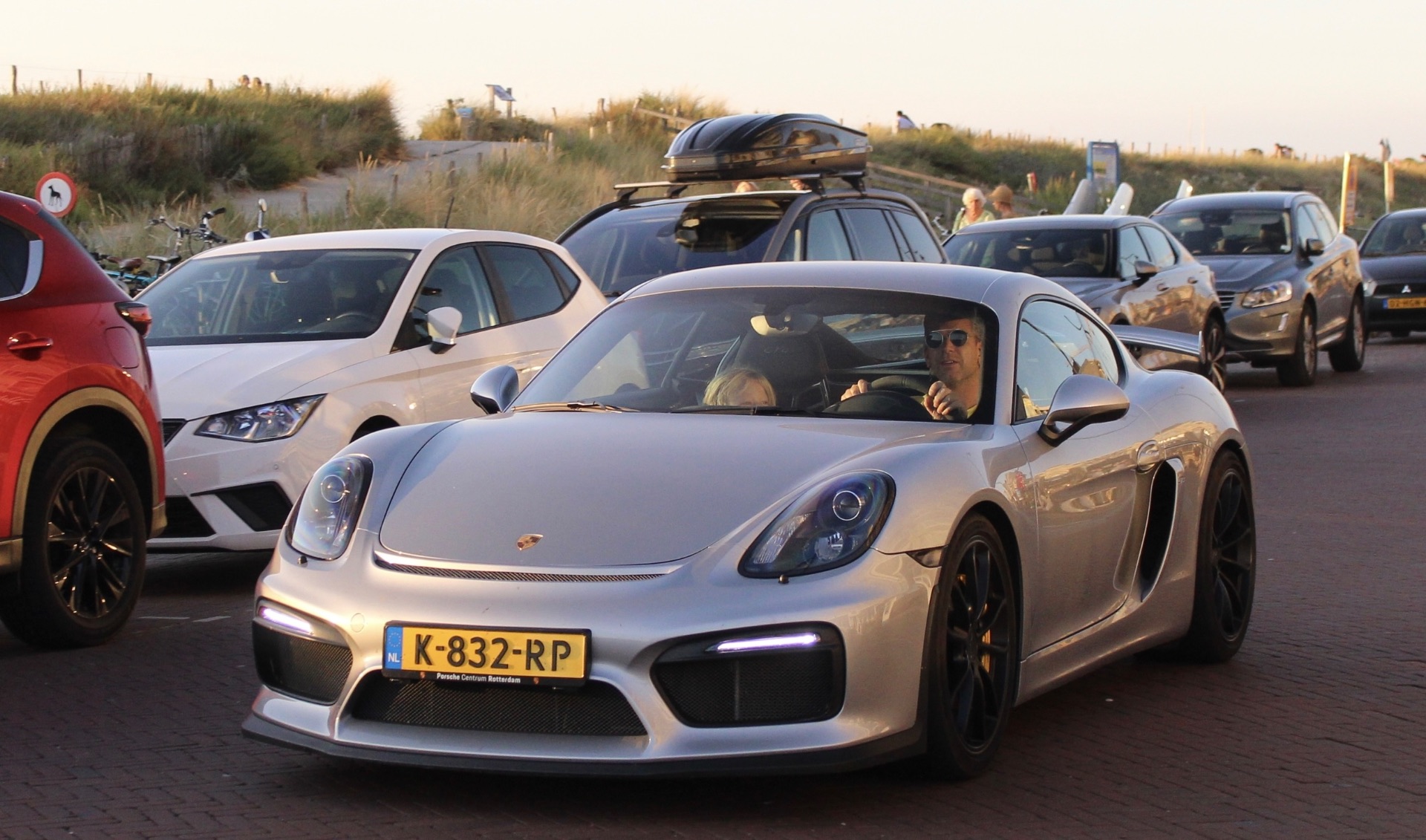 Porsche 981 Cayman GT4 in Noordwijk