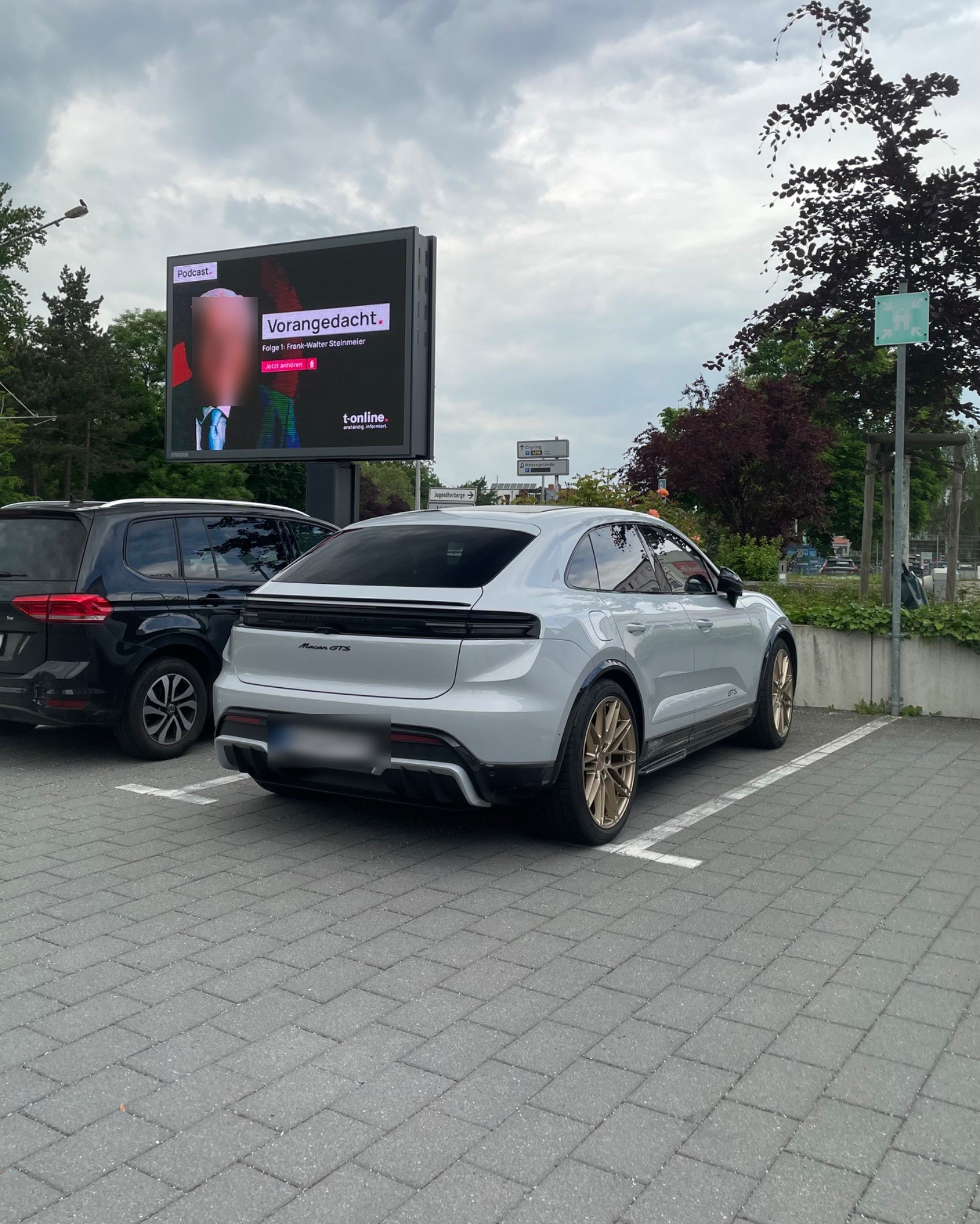 Porsche Macan EV GTS
