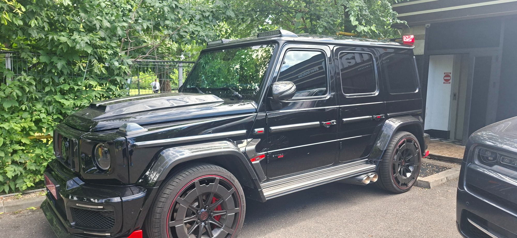 Mercedes-AMG Brabus G900 rocket edition