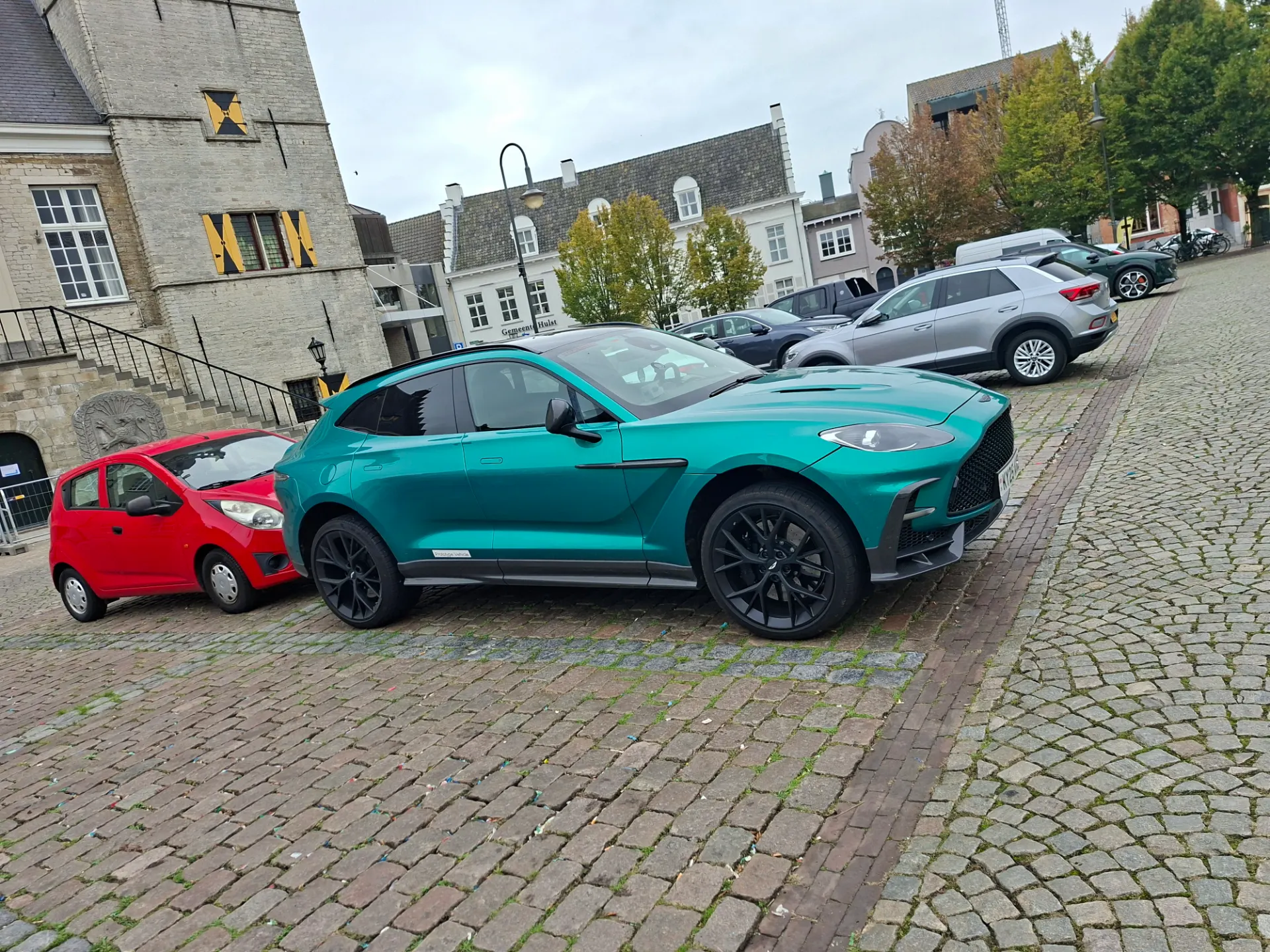 Aston Martin DBX707 Prototype Mule