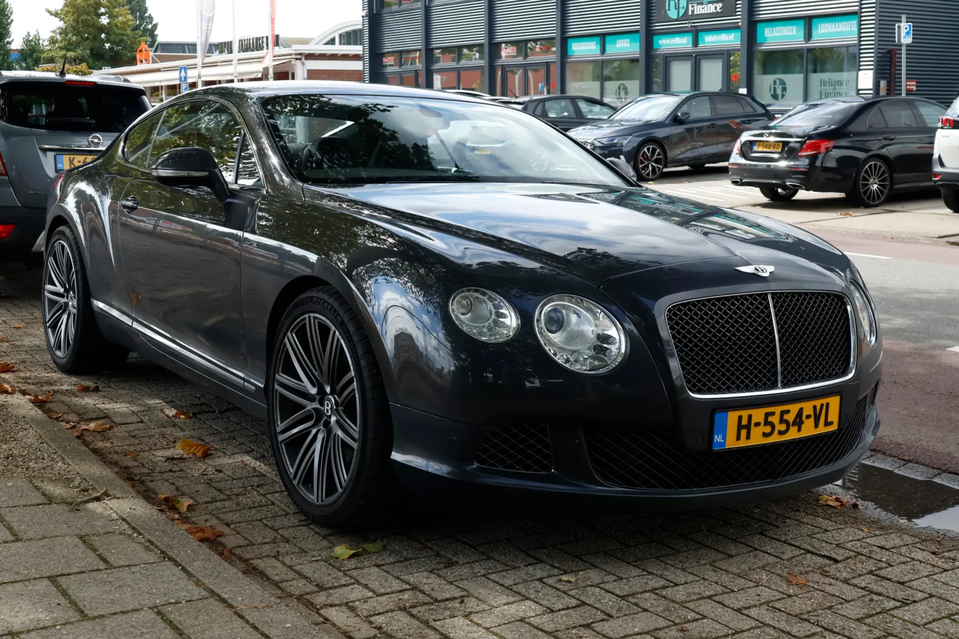 Bentley Continental GT Speed 2012 in Leiden