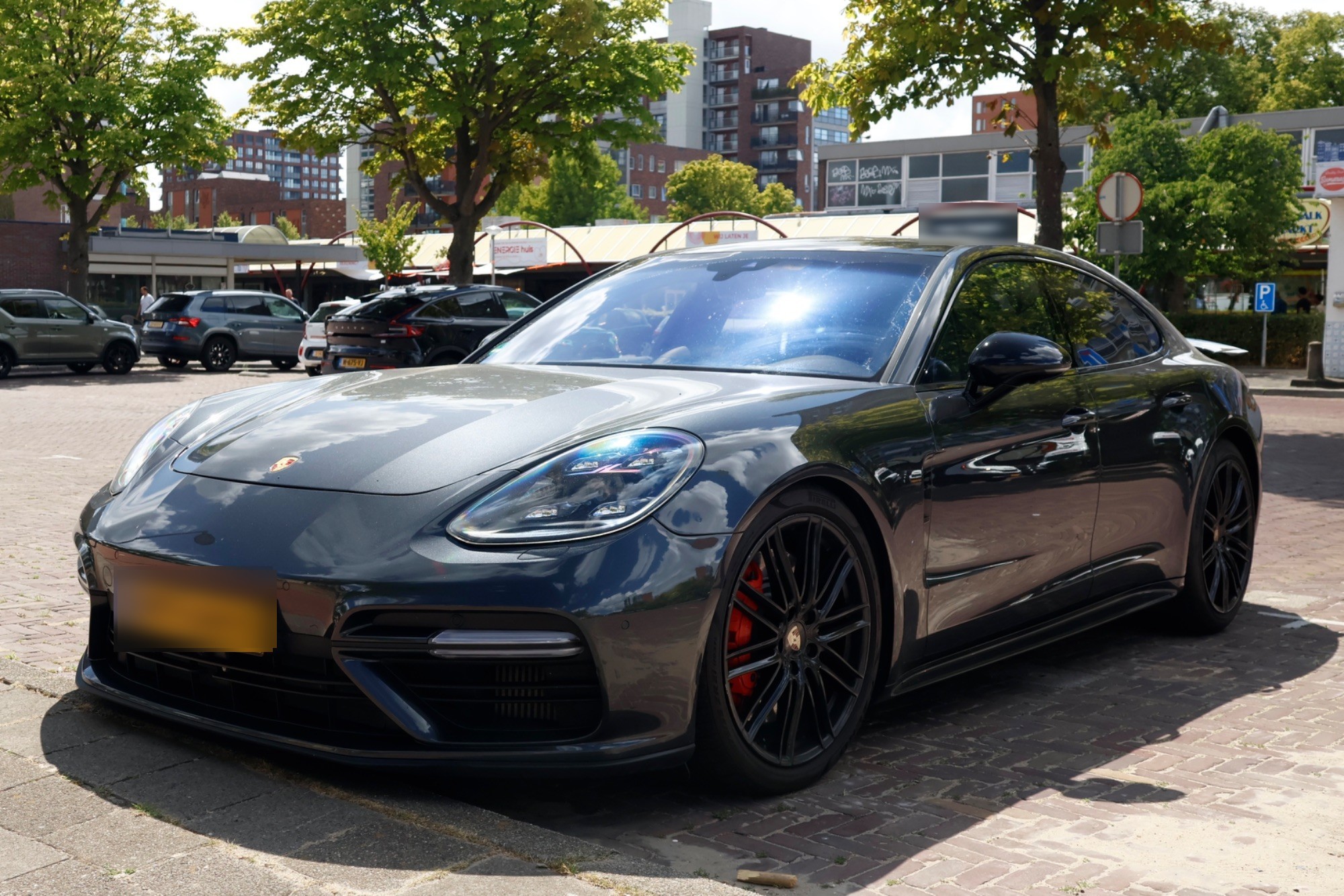 Porsche 971 Panamera Turbo MkI