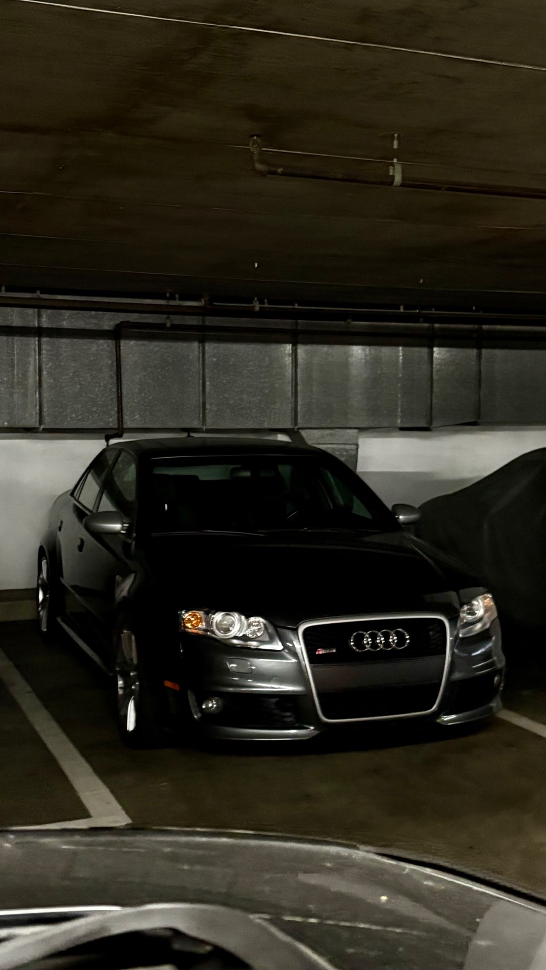 Audi RS4 Sedan B7