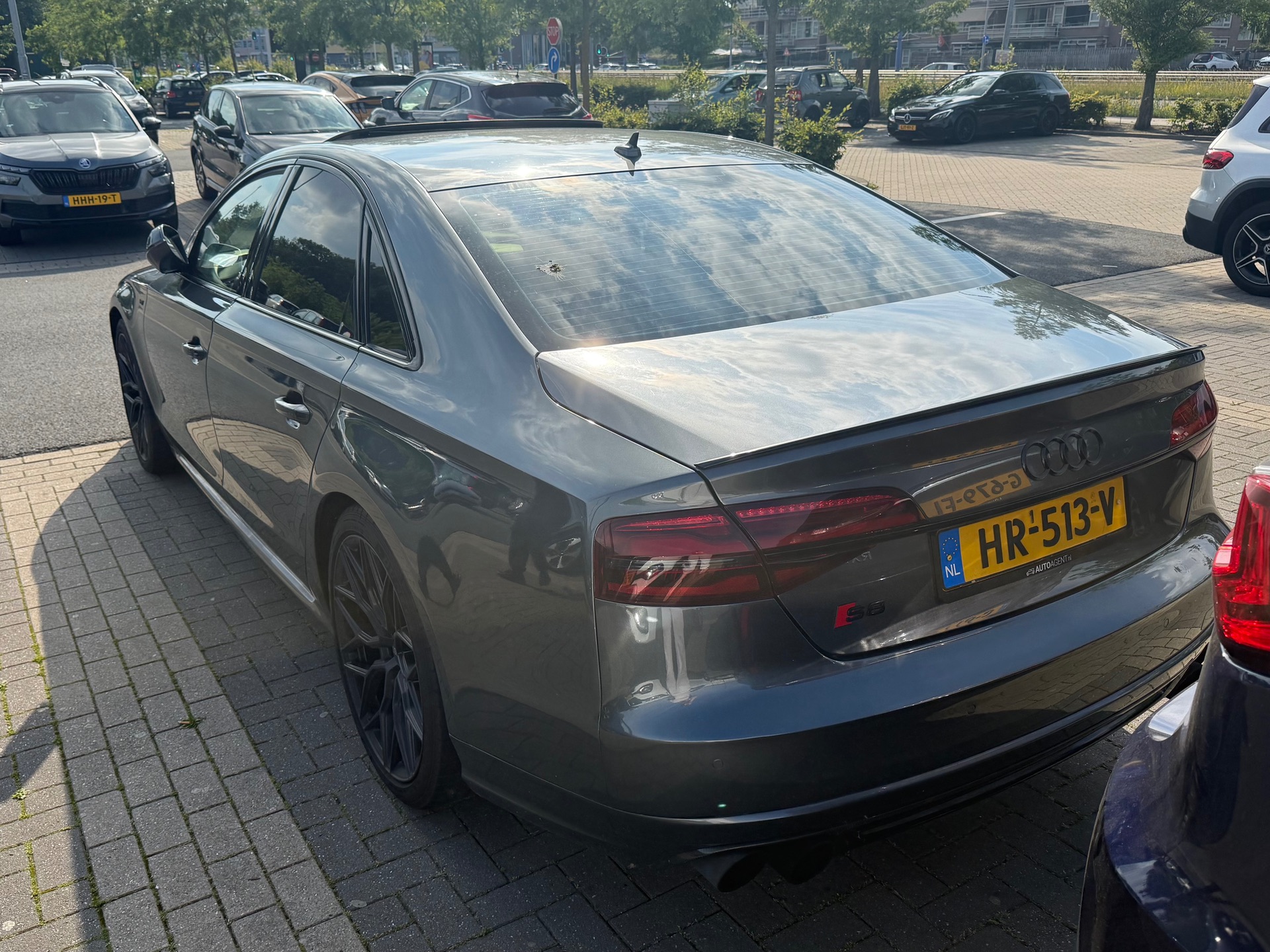 Audi S8 D4 Plus in Leidschendam