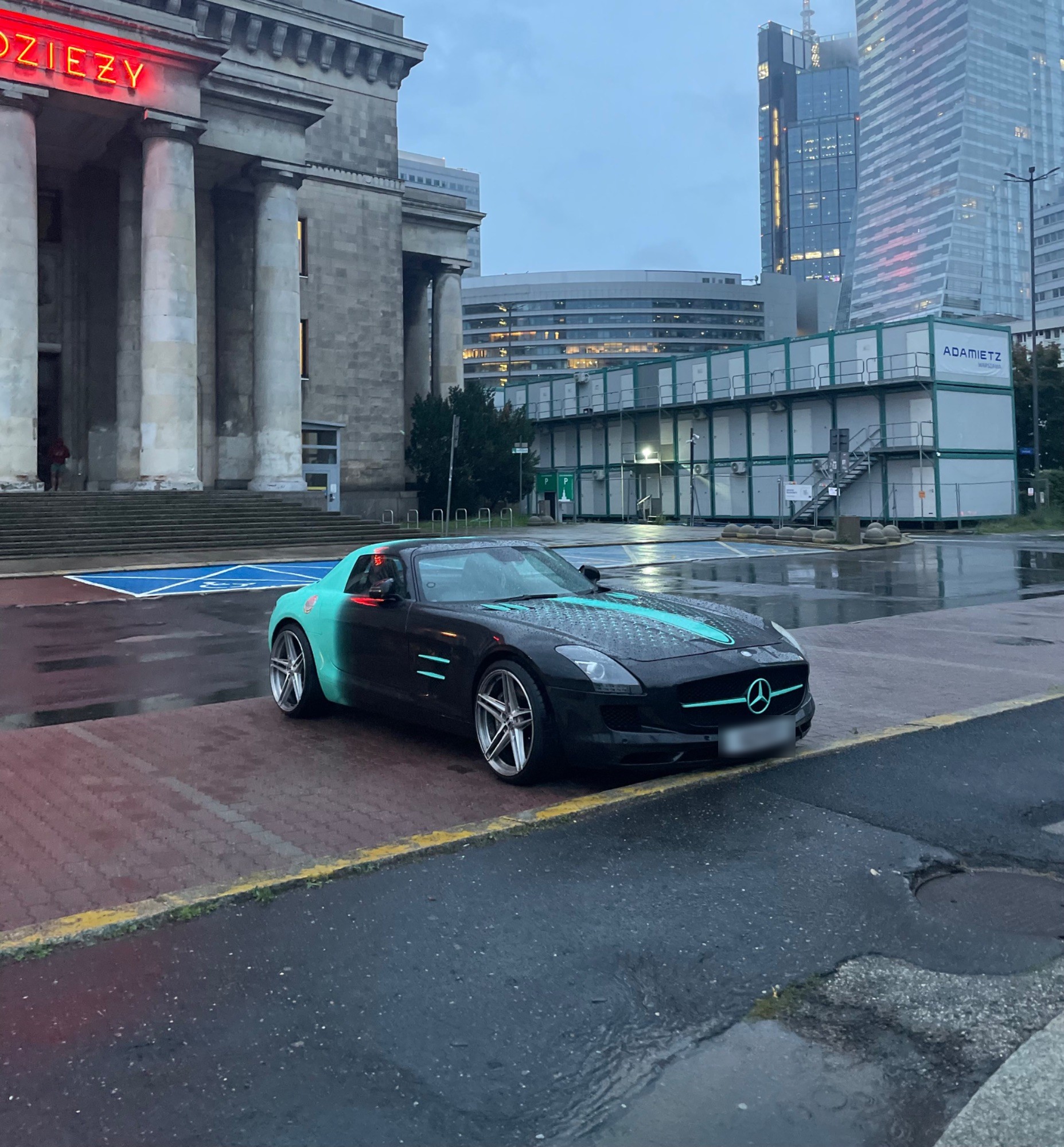 Mercedes-Benz SLS AMG in Warschau