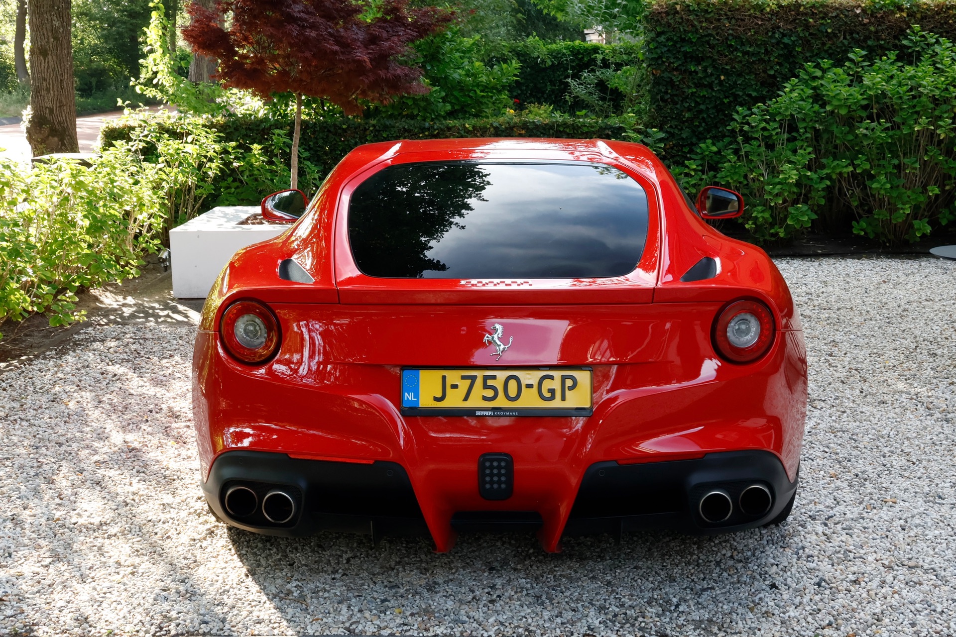 Ferrari F12berlinetta in Leidschendam