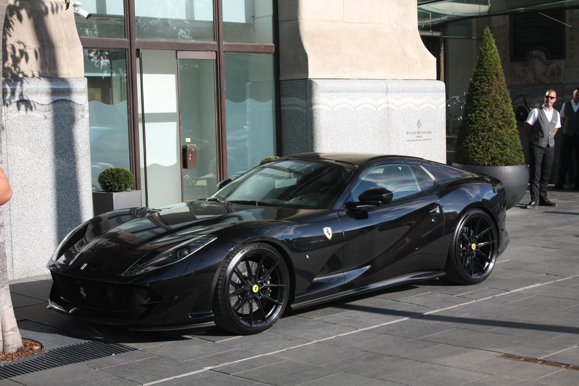 Ferrari 812 GTS
