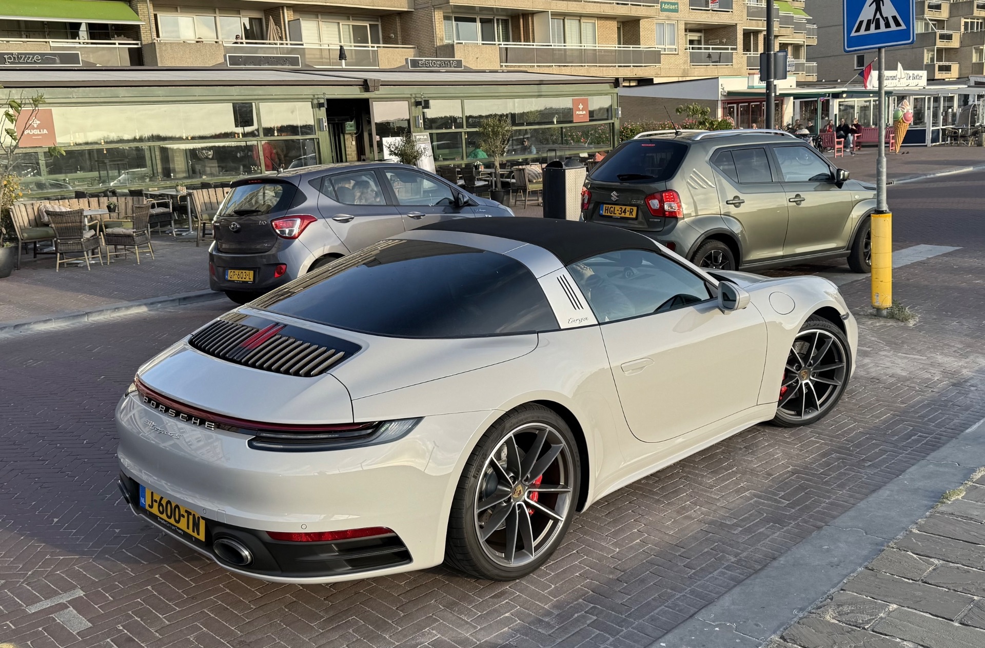 Porsche 992 Targa 4S MkI in Noordwijk