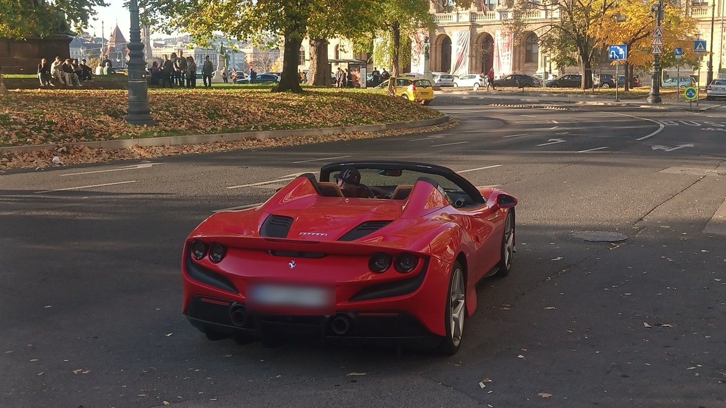 Ferrari F8 Spider in Budapest, HU