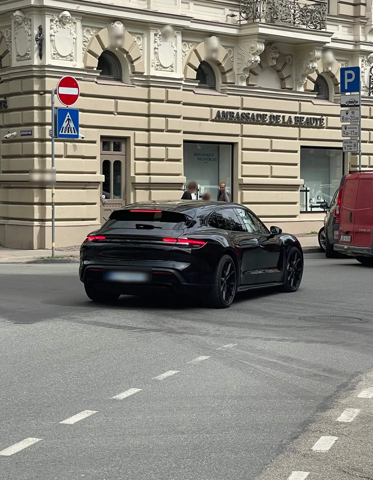 Porsche Taycan GTS Sport Turismo MkI