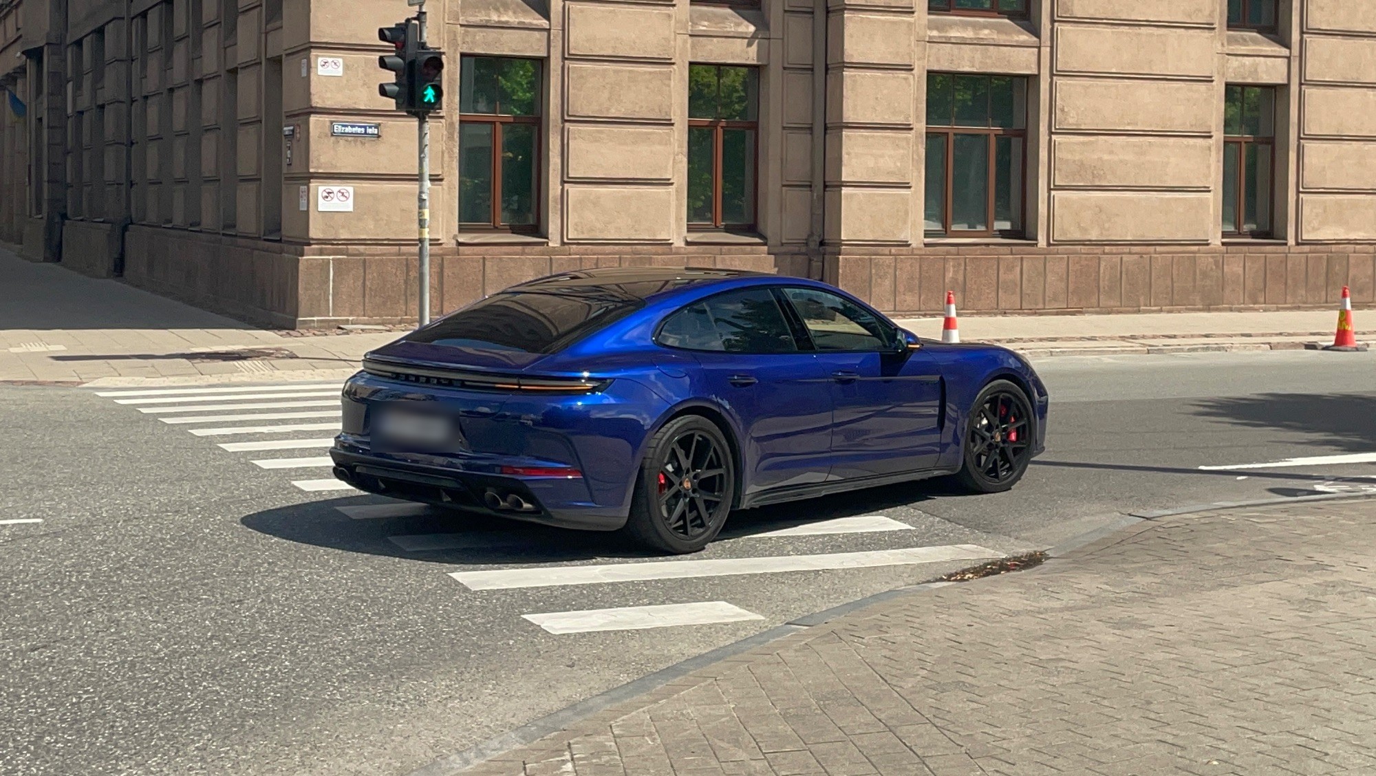 Porsche 972 Panamera GTS MkI