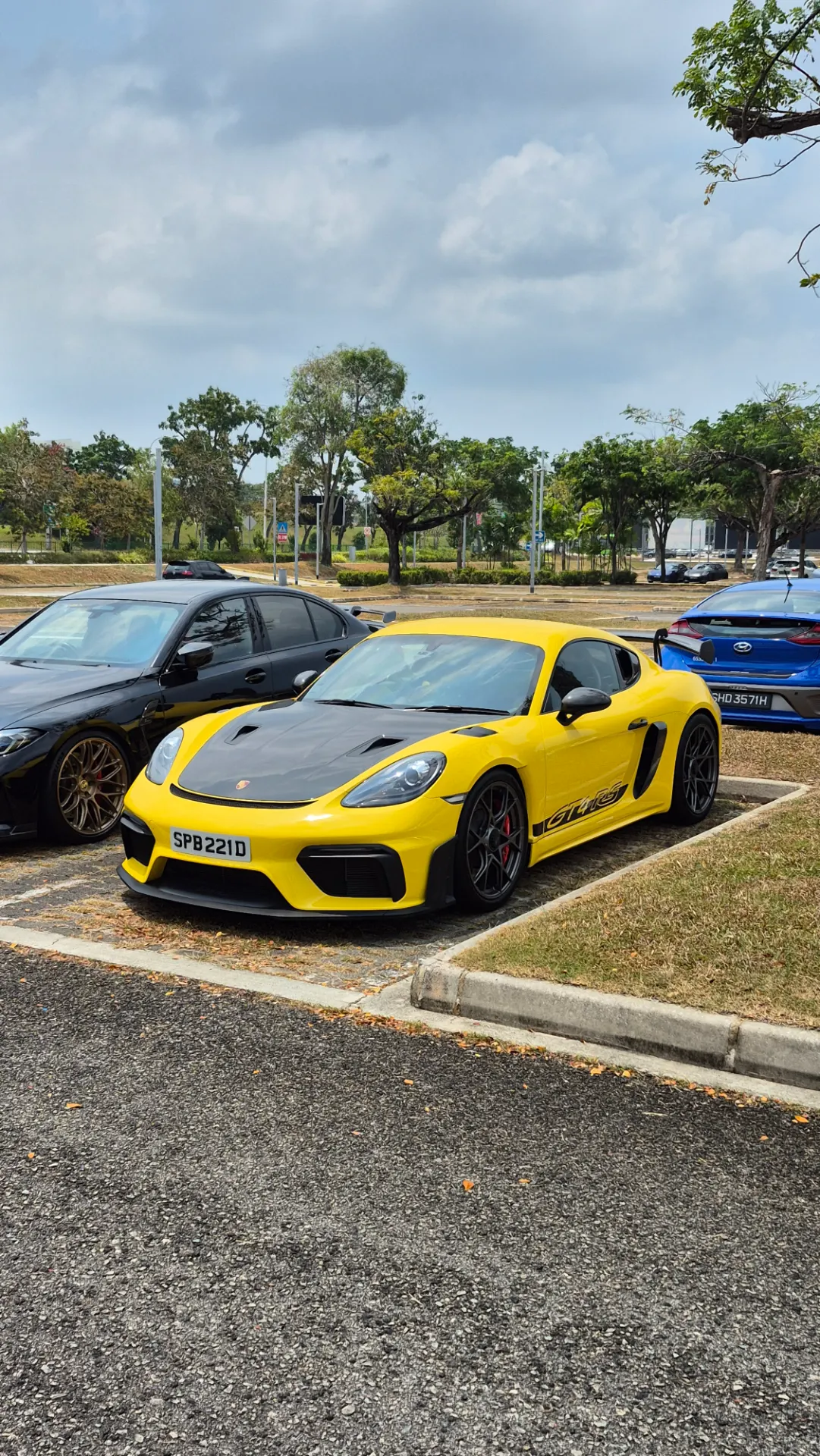 Porsche 718 Cayman GT4 RS Weissach Package in Singapore, SG